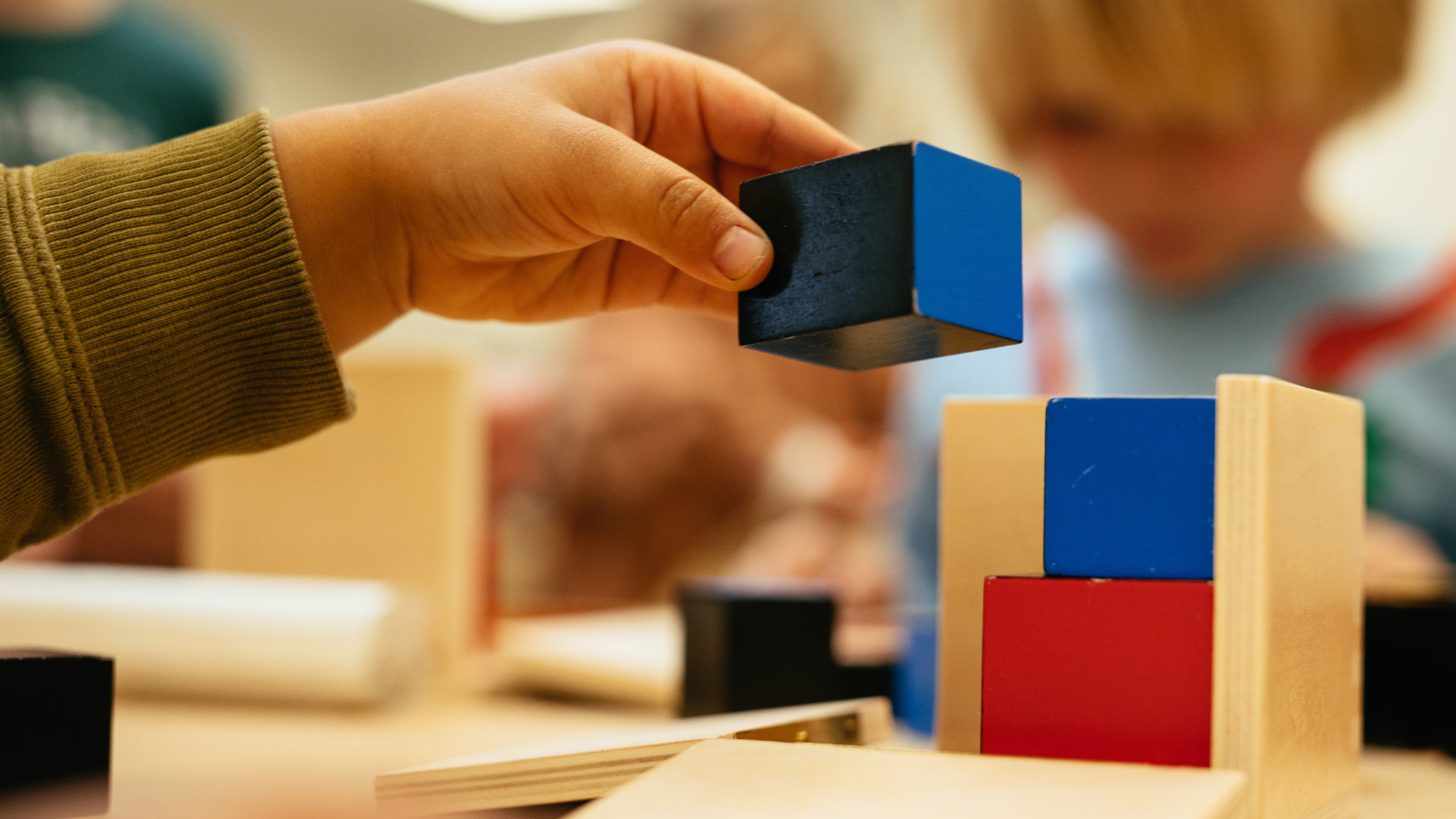 https://montessoriwashingtondc.com/wp-content/uploads/2025/05/Blog-Banners_Stars-1.png